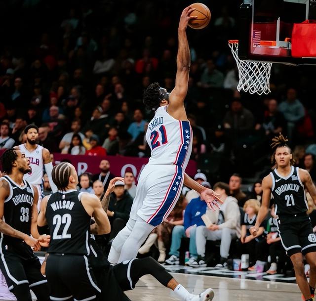 篮网防守崩溃,连遭大败形势堪忧的简单介绍 篮网防守崩溃,连遭大败形势堪忧的简单介绍