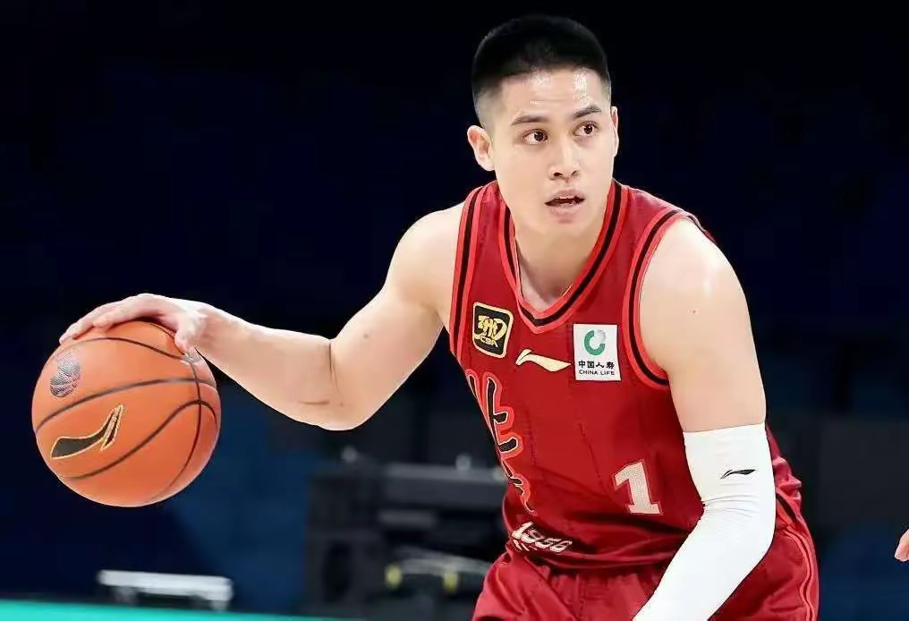 马兰主场战胜对手,取得两连胜 马兰主场战胜对手,取得两连胜