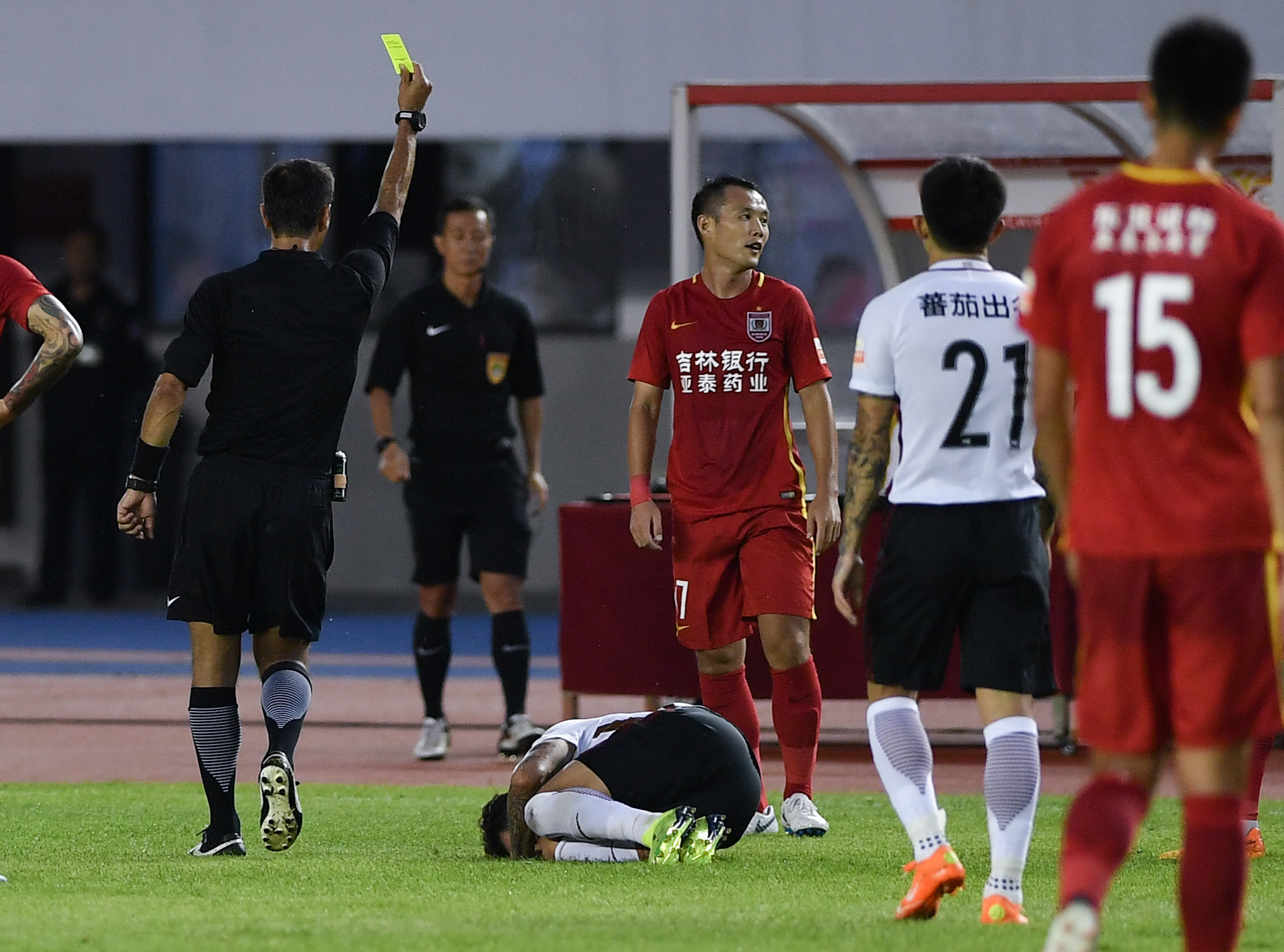 河北华夏幸福客场击败深圳佳兆业,提升排名的简单介绍 河北华夏幸福客场击败深圳佳兆业,提升排名的简单介绍