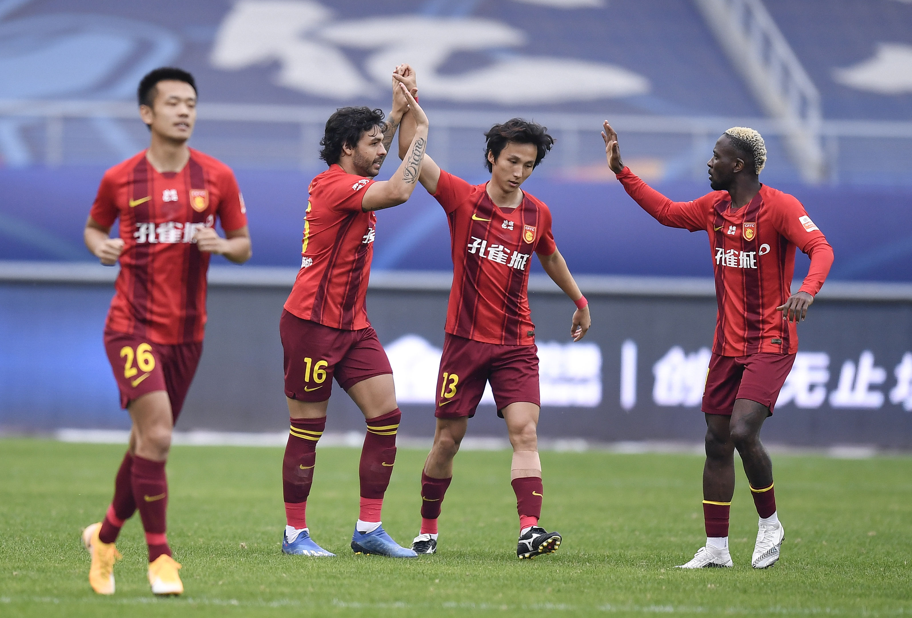 河北华夏幸福客场击败深圳佳兆业,提升排名的简单介绍 河北华夏幸福客场击败深圳佳兆业,提升排名的简单介绍