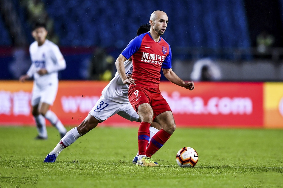 俄罗斯队主力中场受伤，或将缺席下一战的简单介绍