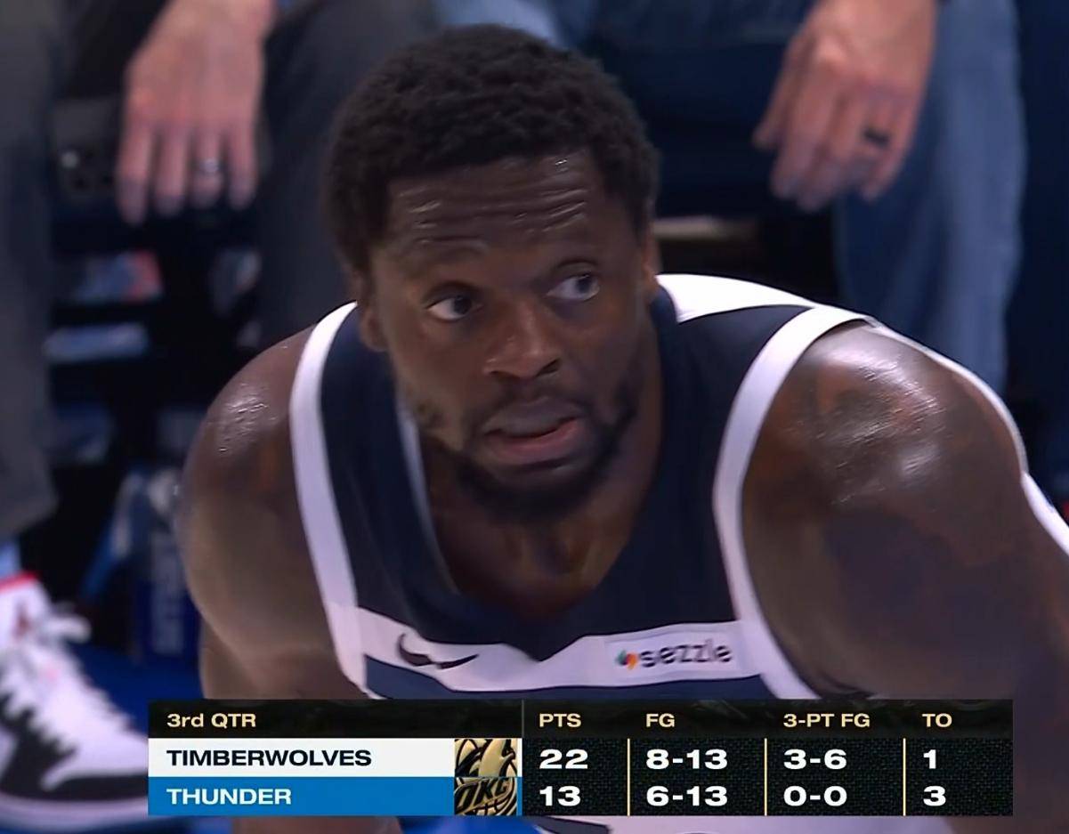 森林狼大胜快船,坎巴变身全队得分王 森林狼大胜快船,坎巴变身全队得分王